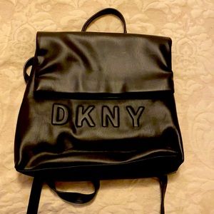 DKNY BLACK BACKPACK PURSE